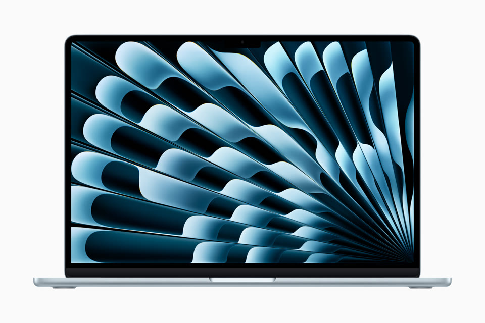 MacBook Air 13-inch (M5)
